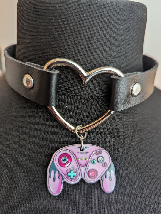 Games Controller Heart Choker