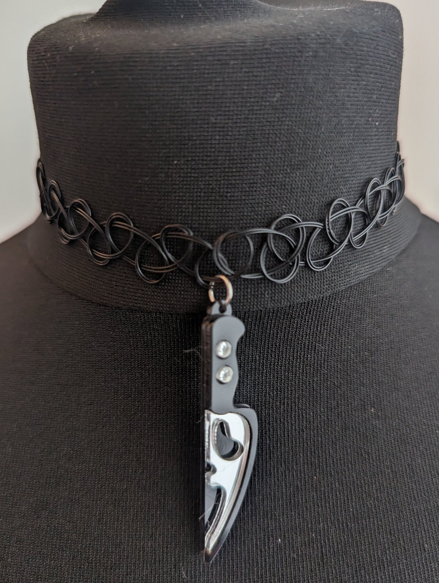 Ghostface Knife Choker