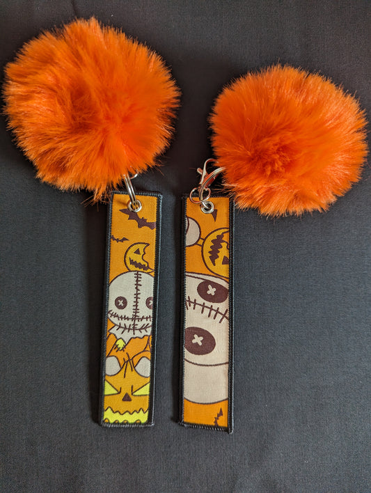 Trick R Treat Pom Pom Keychain