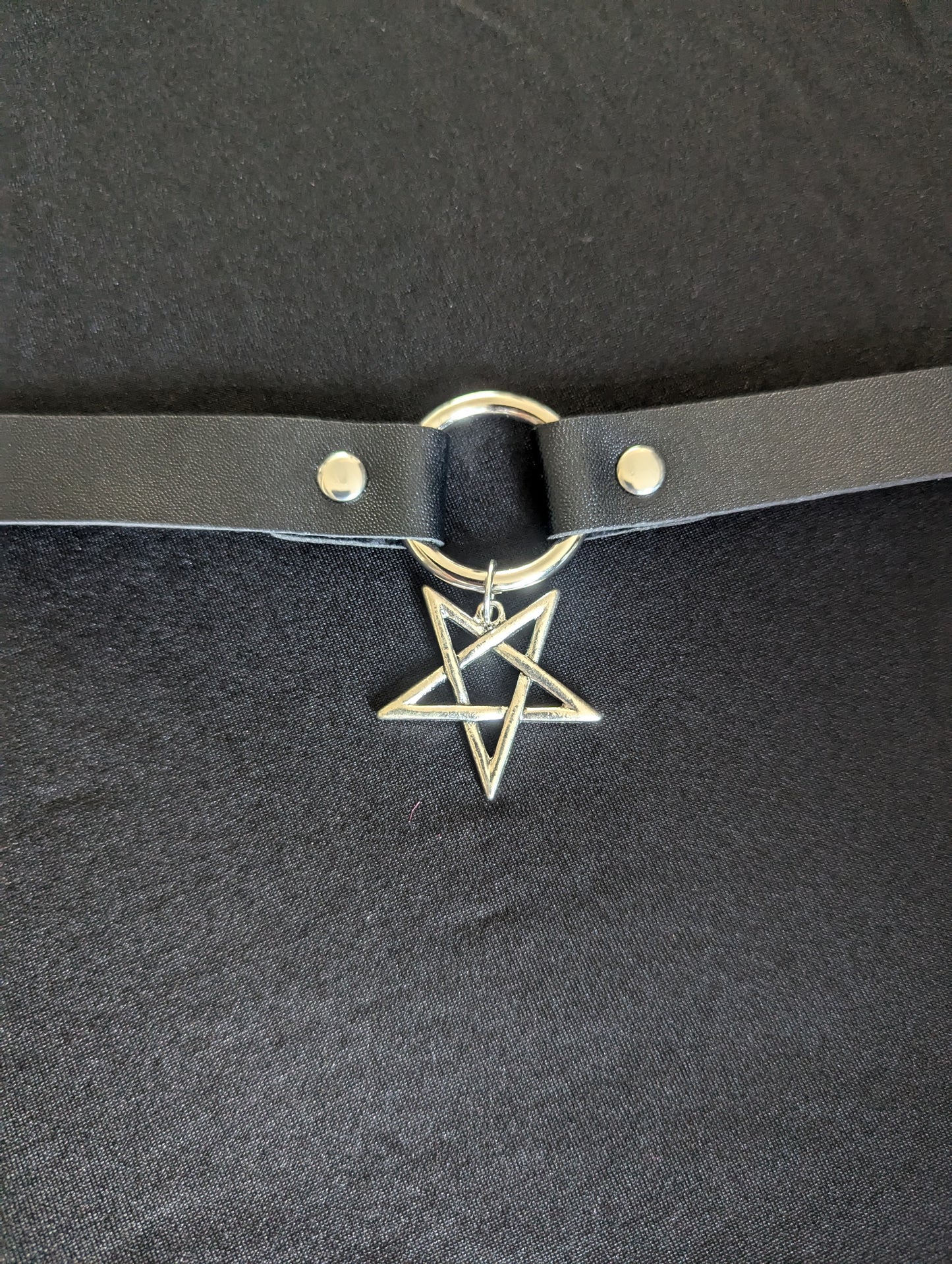 Pentagram Ring Choker