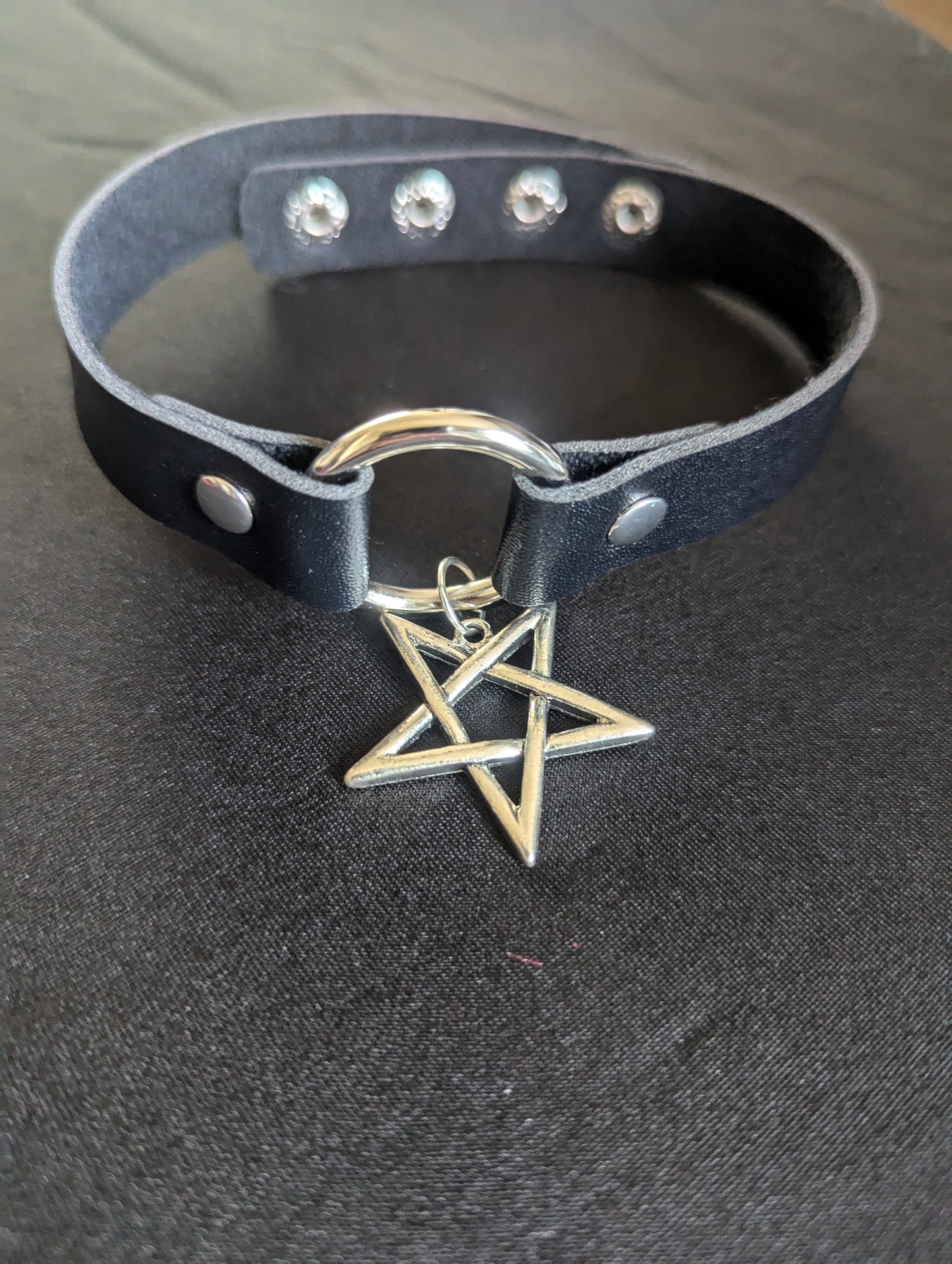 Pentagram Ring Choker